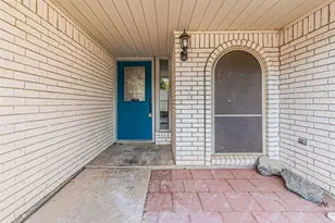 515 Lynnewood Ave, Burleson, TX 76028 - Photo 5