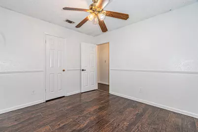 515 Lynnewood Avenue, Burleson, TX 76028 - Photo 21