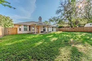 515 Lynnewood Ave, Burleson, TX 76028 - Photo 33