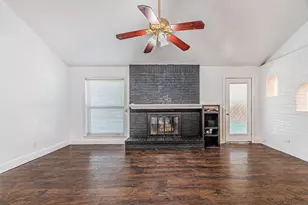 515 Lynnewood Ave, Burleson, TX 76028 - Photo 11