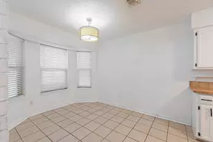 515 Lynnewood Ave, Burleson, TX 76028 - Photo 17