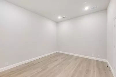 133 Silverleaf Drive, Balch Springs, TX 75181 - Photo 11