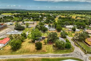 62 Travis St, Santo, TX 76472 - Photo 5