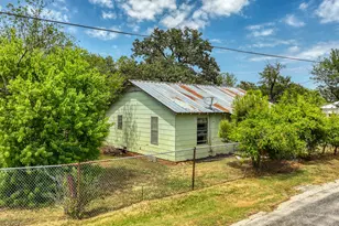 62 Travis St, Santo, TX 76472 - Photo 3