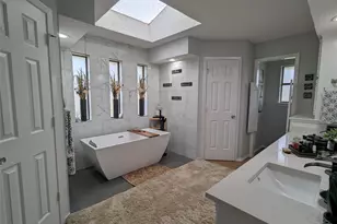 2827 Cross Timbers Dr, Irving, TX 75060 - Photo 11