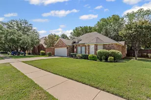 444 Misty Ln, Lewisville, TX 75067 - Photo 5