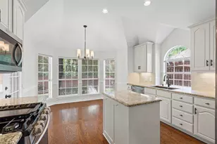 444 Misty Ln, Lewisville, TX 75067 - Photo 11