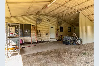 112 W Hackberry Street, Malone, TX 76660 - Photo 31