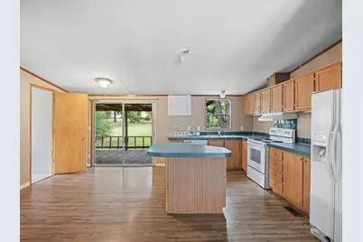 1102 15th Street, Bridgeport, TX 76426 - Photo 5