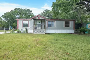 1102 15th St, Bridgeport, TX 76426 - Photo 27