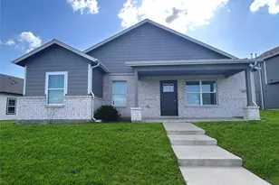 4606 Coachwhip Ln, Forney, TX 75126 - Photo 1