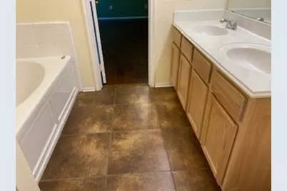 1820 Southridge Lane, Sherman, TX 75092 - Photo 17