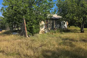 614 N Panther St, Breckenridge, TX 76424 - Photo 9