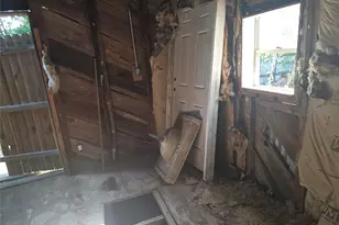 614 N Panther St, Breckenridge, TX 76424 - Photo 3