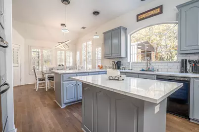 230 River Oaks Drive, Combine, TX 75159 - Photo 11