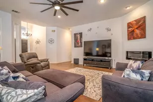 230 River Oaks Dr, Combine, TX 75159 - Photo 9