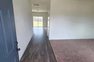 477 Bank Way, Crowley, TX 76036 - Photo 3