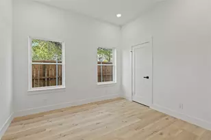 850 W Canty St, Dallas, TX 75208 - Photo 17