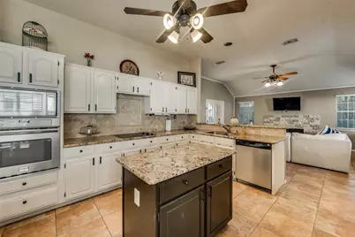 5321 Meadow Chase Lane, Flower Mound, TX 75028 - Photo 13