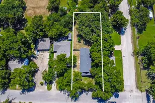 411 Euclid St, Cleburne, TX 76033 - Photo 5