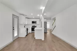 411 Euclid St, Cleburne, TX 76033 - Photo 13