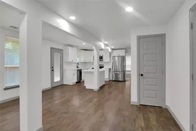 411 Euclid Street, Cleburne, TX 76033 - Photo 17