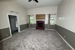 137 County Rd 2362, Bagwell, TX 75412 - Photo 7