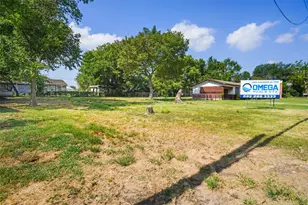 321 W Hwy 199, Springtown, TX 76082 - Photo 19