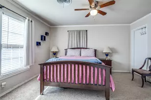 3928 Menzer Rd, Fort Worth, TX 76103 - Photo 27