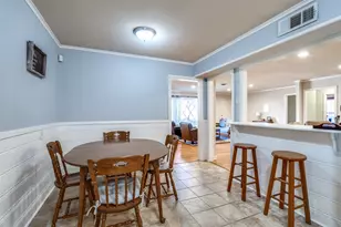 3928 Menzer Rd, Fort Worth, TX 76103 - Photo 11