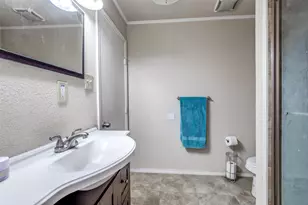 3928 Menzer Rd, Fort Worth, TX 76103 - Photo 31