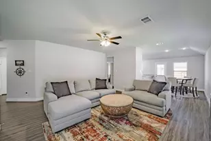 1418 Brindle Dr, Greenville, TX 75402 - Photo 3