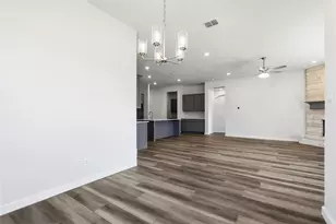 12516 Hopke Ct, Fort Worth, TX 76126 - Photo 7