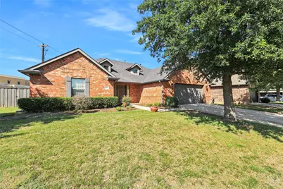 6601 Pine Hills Lane, Denton, TX 76210 - Photo 1