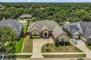 7228 Smith Farm Dr, North Richland Hills, TX 76182 - Photo 1