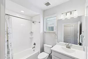 1657 Dewberry Ln, Garland, TX 75042 - Photo 9