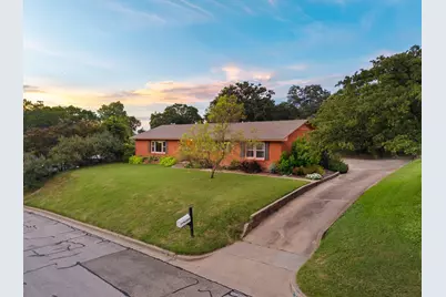 2309 Skyline Drive, Waco, TX 76710 - Photo 1