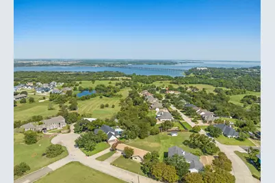 8309 Gatecrest Drive, Woodway, TX 76712 - Photo 25