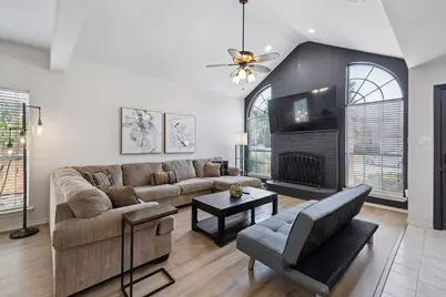 1823 Dew Valley Drive, Carrollton, TX 75010 - Photo 3