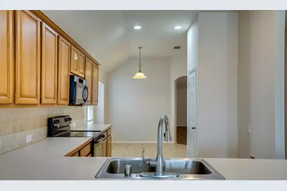 5137 Bayridge Court, Fort Worth, TX 76179 - Photo 13