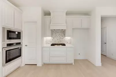 7308 Iris Road, Little Elm, TX 76227 - Photo 9