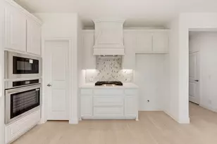 7308 Iris Rd, Little Elm, TX 76227 - Photo 9