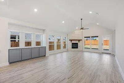 1609 Community Drive, Cedar Hill, TX 75116 - Photo 15