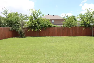624 Yarborough Street, Crowley, TX 76036 - Photo 15
