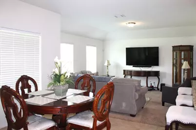 624 Yarborough Street, Crowley, TX 76036 - Photo 5