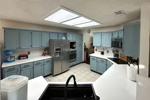 322 Allegheny Trail Ln, Garland, TX 75043 - Photo 9