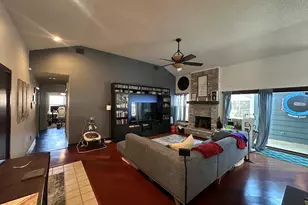 322 Allegheny Trail Ln, Garland, TX 75043 - Photo 13