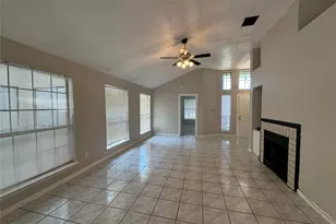 6511 Devine Dr, Arlington, TX 76001 - Photo 17