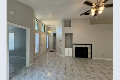 6511 Devine Drive, Arlington, TX 76001 - Photo 9