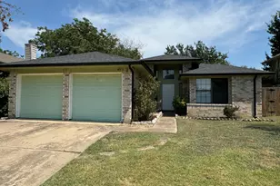 6511 Devine Dr, Arlington, TX 76001 - Photo 3